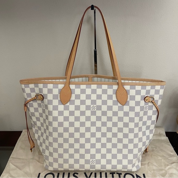 Louis Vuitton Neverfull MM Damier Azur - Picture 4 of 16